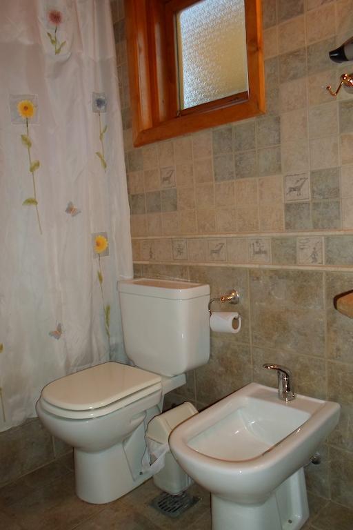 Complejo hotelero Illihue - Cabañas&Hostería Junín de los Andes Habitación foto